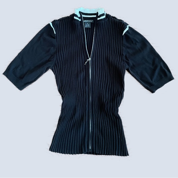 DKNY Golf zipped up top - Picture 5 of 6